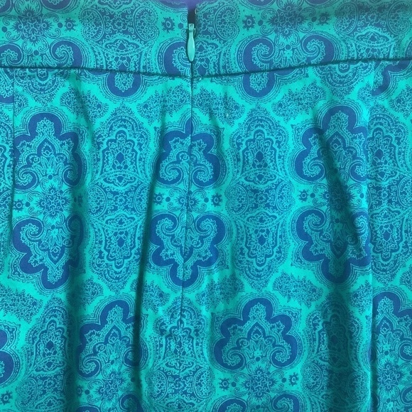 J.‎ Crew Paisley Pencil Skirt - Picture 2 of 5